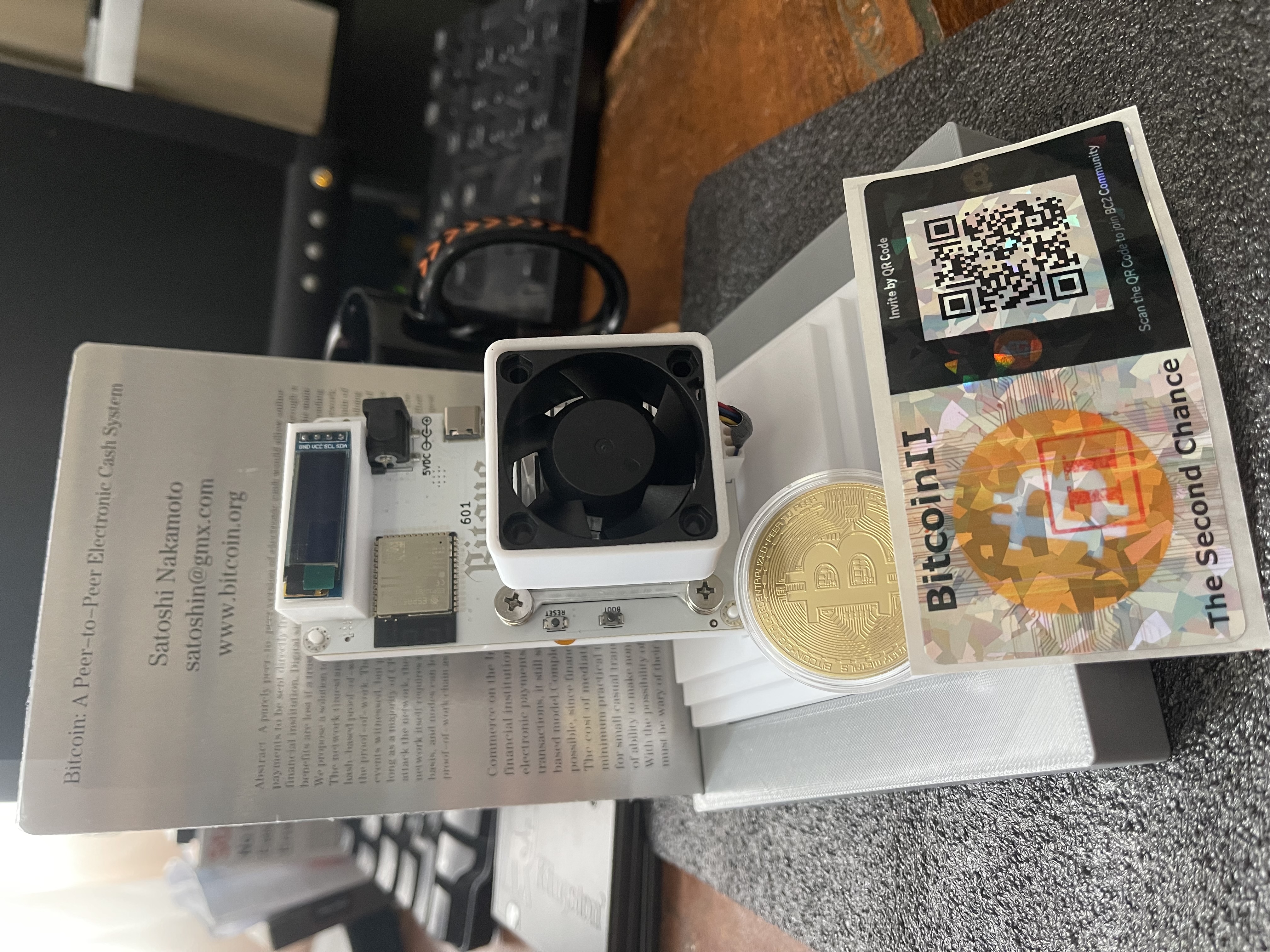 Brand New Satoshi’s White Bitaxe Gamma 601